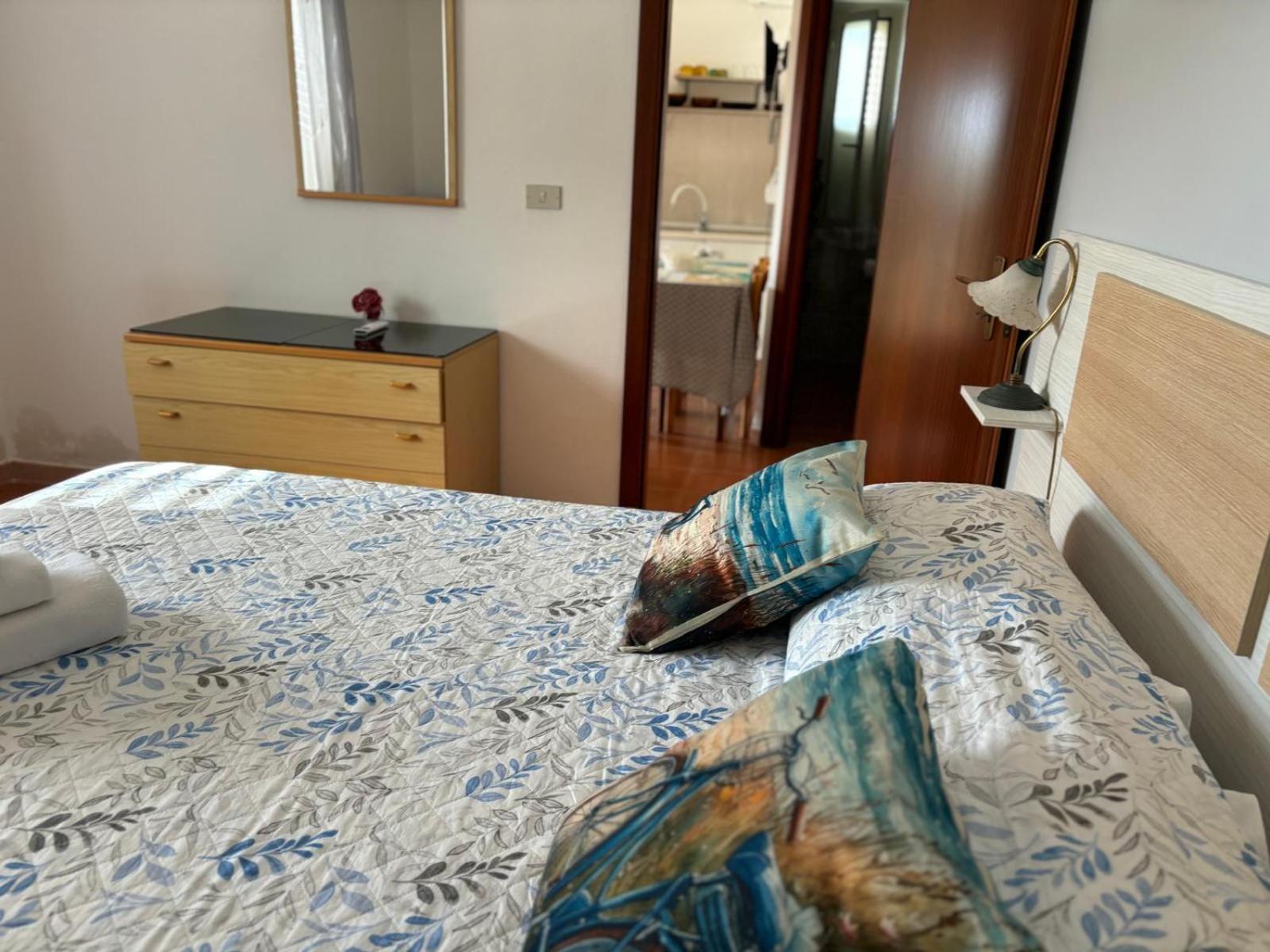Neverland Aparthotel